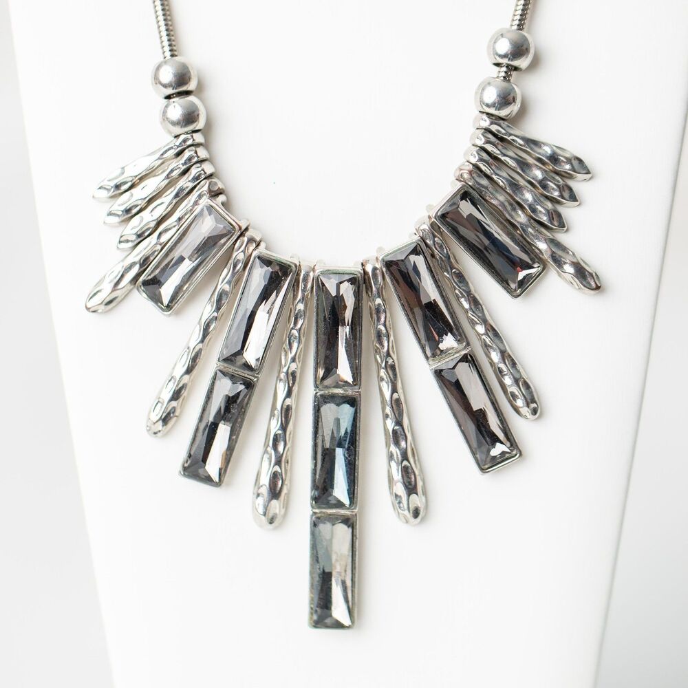 Versona Silver Tone Gray Statement Bib Necklace Geometric Modernist Adjustable